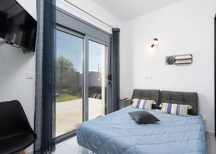 Villa Livis 2